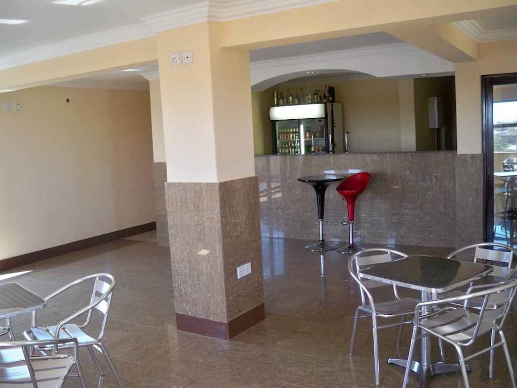 Sunbeam Hotel Gaborone Exterior foto